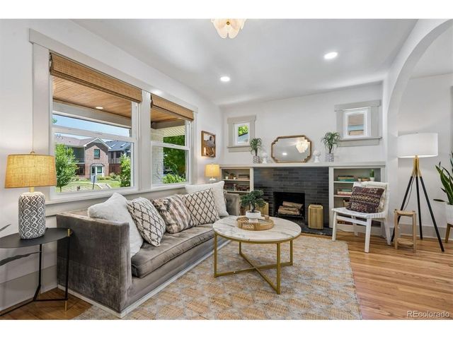 2589 N Glencoe St, Denver, CO 80207