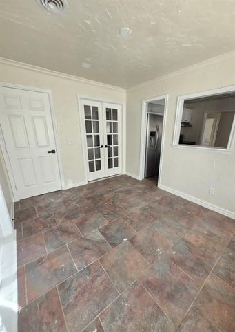 10304 N May Avenue, Oklahoma City, OK 73120