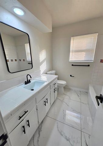 10304 N May Avenue, Oklahoma City, OK 73120