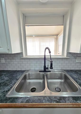 10304 N May Avenue, Oklahoma City, OK 73120