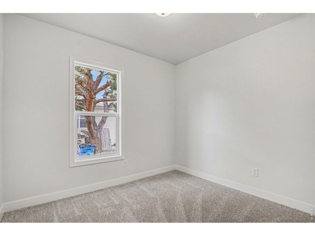 1203 Lilac Dr, Lochbuie, CO 80603