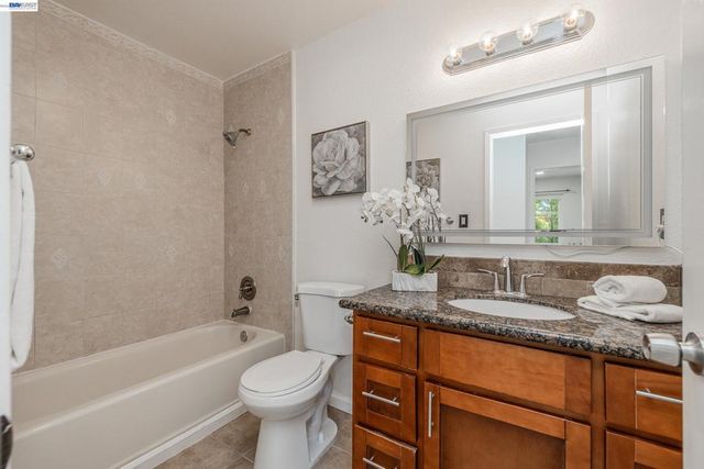 3592 Payne Ave 6, San Jose, CA 95117