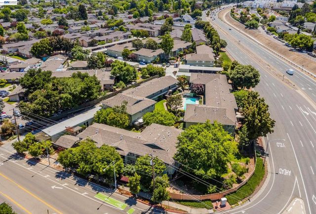 3592 Payne Ave 6, San Jose, CA 95117