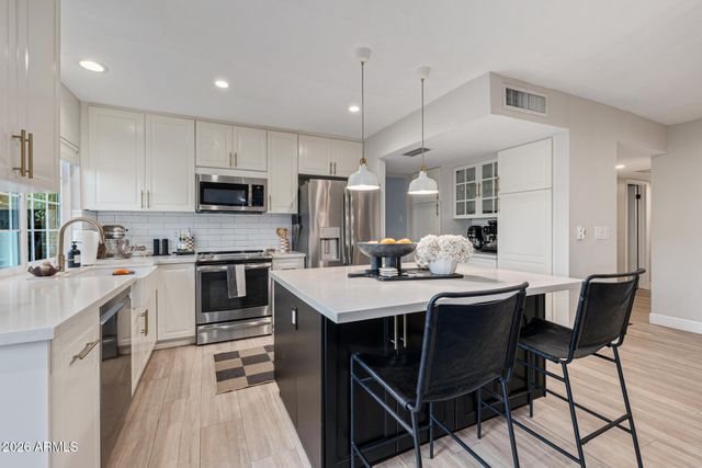 7821 N VIA DE LA SOMBRE --, Scottsdale, AZ 85258