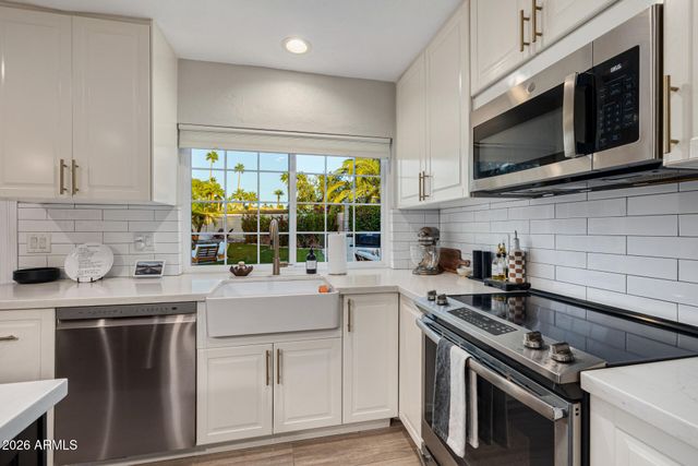 7821 N VIA DE LA SOMBRE --, Scottsdale, AZ 85258