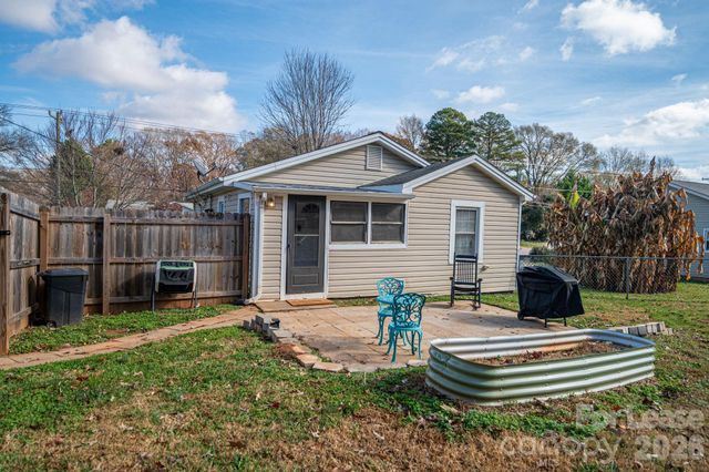 4906 S New Hope Road, Belmont, NC 28012