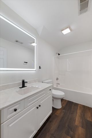 1753 Auburn Ln, Columbia, TN 38401