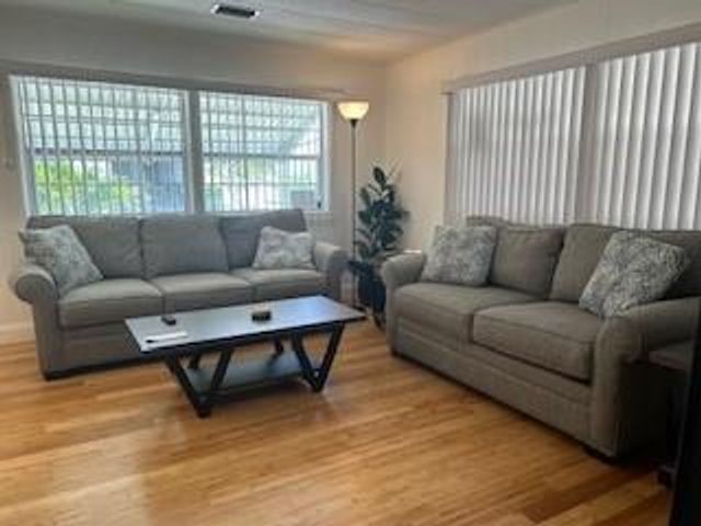 113 NW 52nd Ct, Deerfield Beach, FL 33064