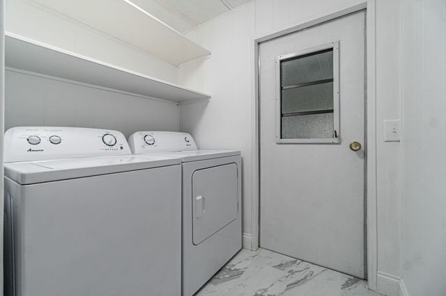 113 NW 52nd Ct, Deerfield Beach, FL 33064