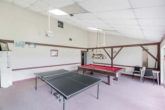 113 NW 52nd Ct, Deerfield Beach, FL 33064
