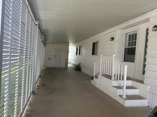 113 NW 52nd Ct, Deerfield Beach, FL 33064