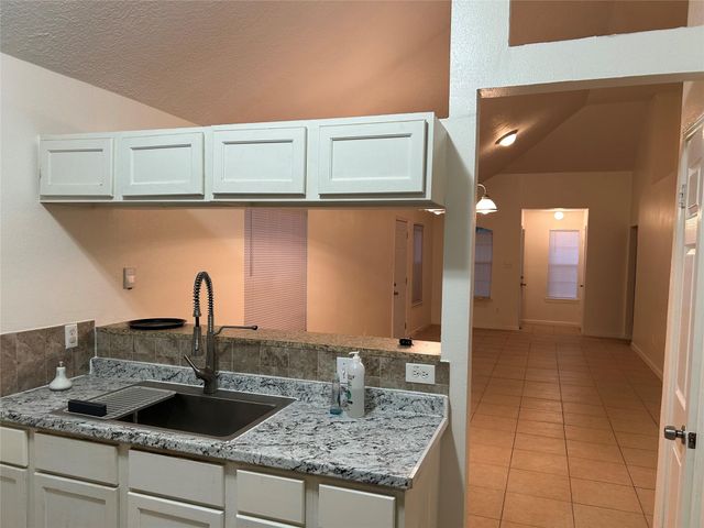 11106 Clark Road, Houston, TX 77076