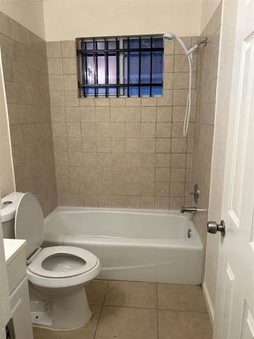 11106 Clark Road, Houston, TX 77076