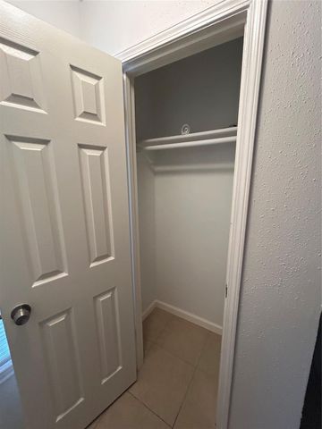 11106 Clark Road, Houston, TX 77076