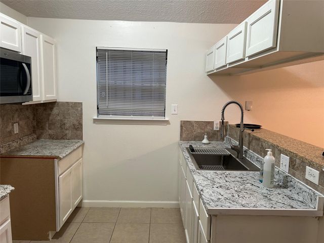 11106 Clark Road, Houston, TX 77076