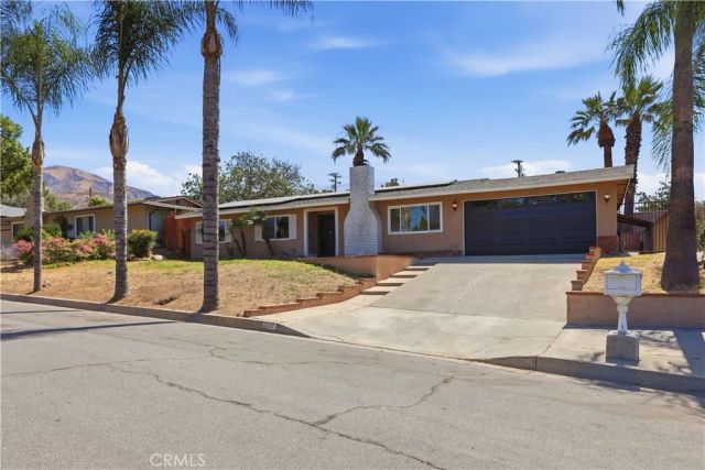 2511 Spring Meadow, Highland, CA 92346