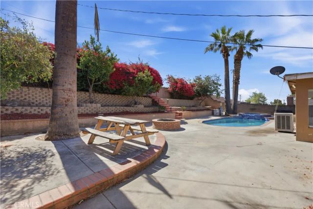 2511 Spring Meadow, Highland, CA 92346