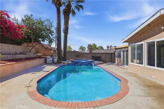 2511 Spring Meadow, Highland, CA 92346