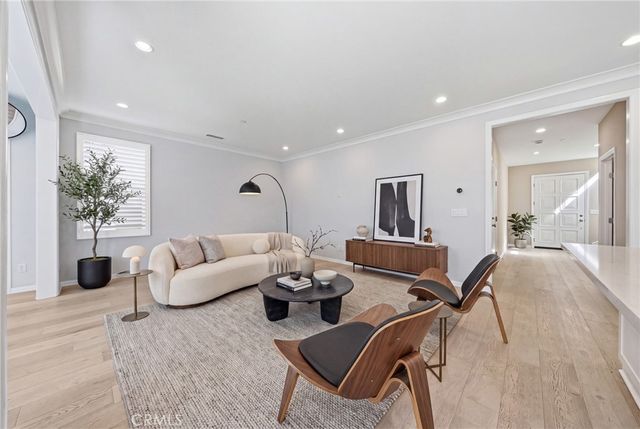 73 Island Coral, Irvine, CA 92620