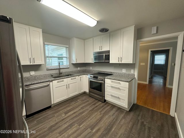 7219 WONDER Lane, Jacksonville, FL 32244