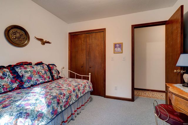 1084 W Star Circle, Santa Claus, IN 47579