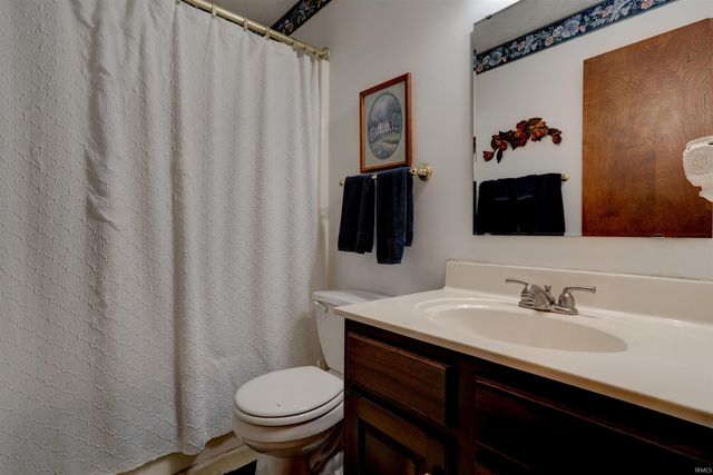 1084 W Star Circle, Santa Claus, IN 47579