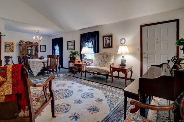 1084 W Star Circle, Santa Claus, IN 47579