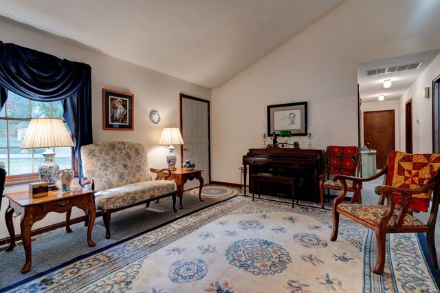 1084 W Star Circle, Santa Claus, IN 47579