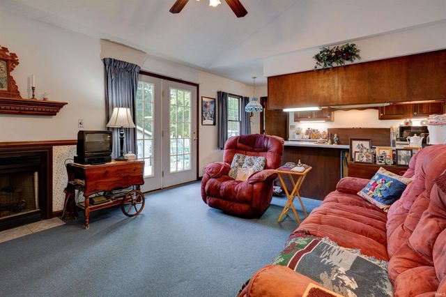 1084 W Star Circle, Santa Claus, IN 47579