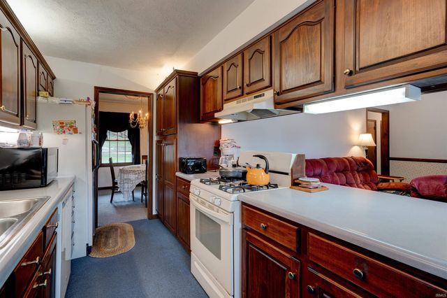 1084 W Star Circle, Santa Claus, IN 47579