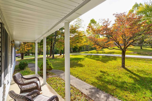 1084 W Star Circle, Santa Claus, IN 47579