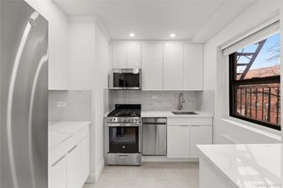2510 31st Avenue 3K, Astoria, NY 11106
