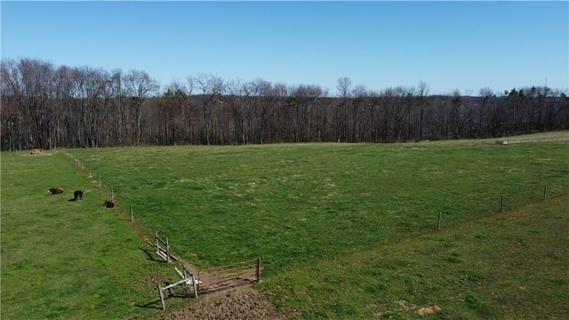 Lot 2, 831 W Old Rt 422, Franklin Twp, PA 16001