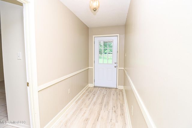 18899 Midway Road, Terry, MS 39170