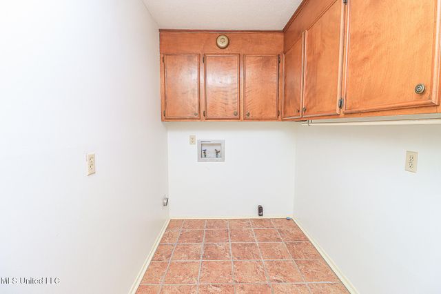 18899 Midway Road, Terry, MS 39170