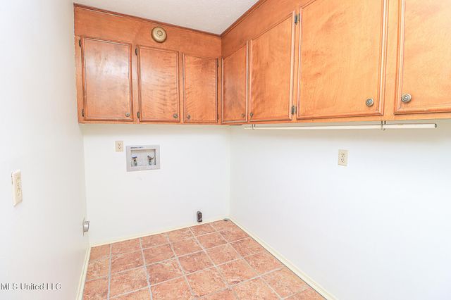 18899 Midway Road, Terry, MS 39170