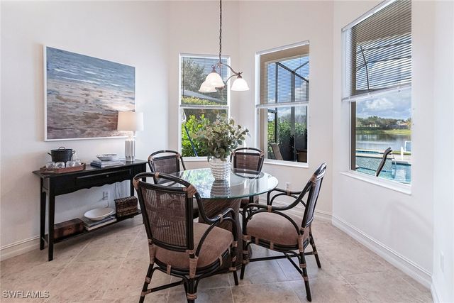 7863 Valencia CT, Naples, FL 34113