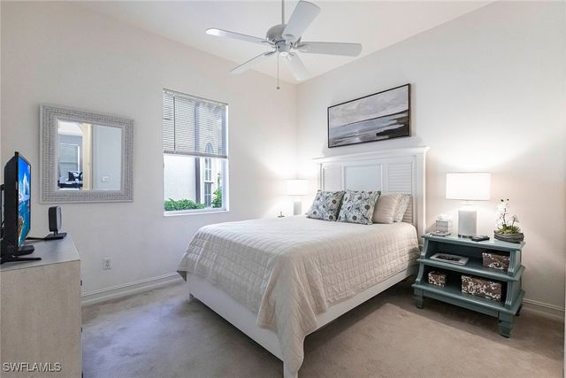 7863 Valencia CT, Naples, FL 34113