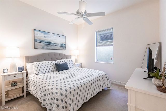 7863 Valencia CT, Naples, FL 34113