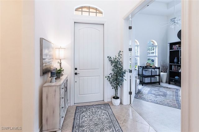 7863 Valencia CT, Naples, FL 34113