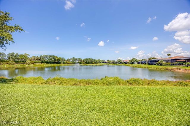 7863 Valencia CT, Naples, FL 34113