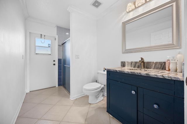 6934 Grapeview Boulevard, The Acreage, FL 33470