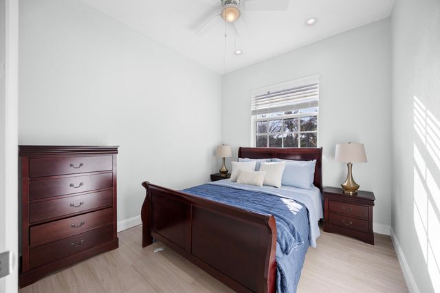 6934 Grapeview Boulevard, The Acreage, FL 33470