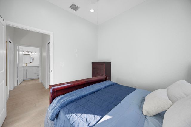 6934 Grapeview Boulevard, The Acreage, FL 33470