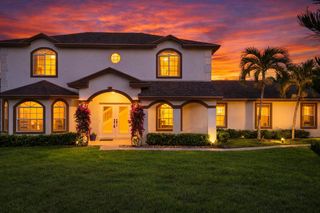 6934 Grapeview Boulevard, The Acreage, FL 33470