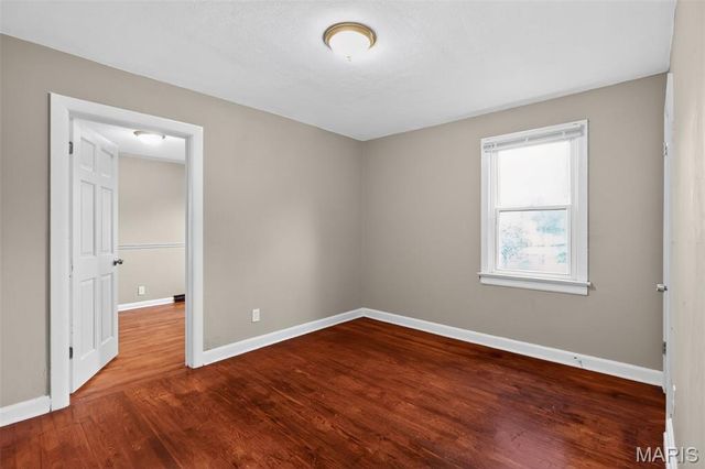 7046 Roslyn Drive, St Louis, MO 63136