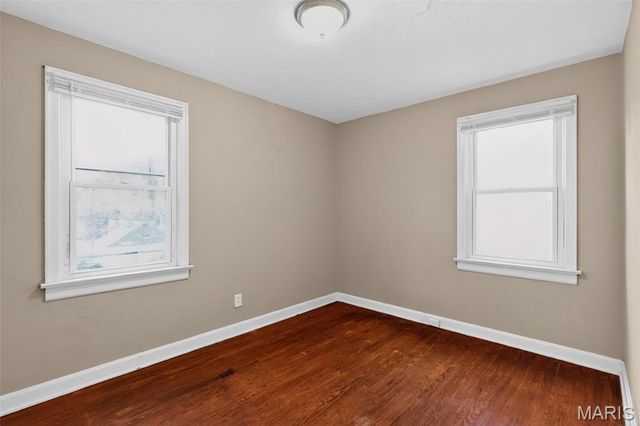 7046 Roslyn Drive, St Louis, MO 63136