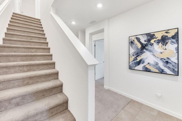 10946 International Dr, Rancho Cordova, CA 95670