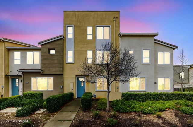 10946 International Dr, Rancho Cordova, CA 95670