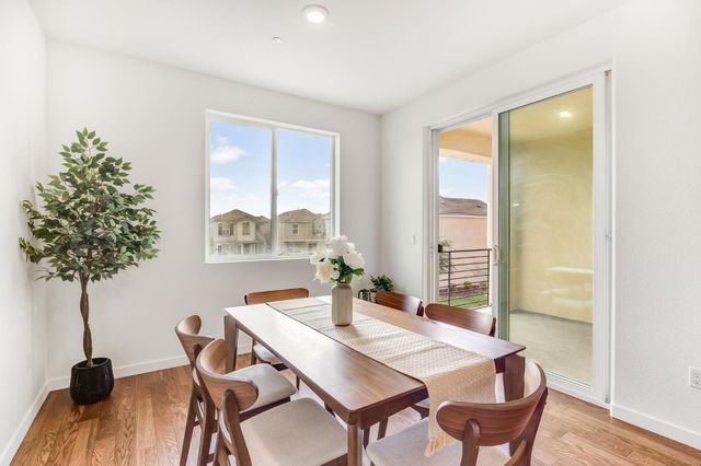 10946 International Dr, Rancho Cordova, CA 95670